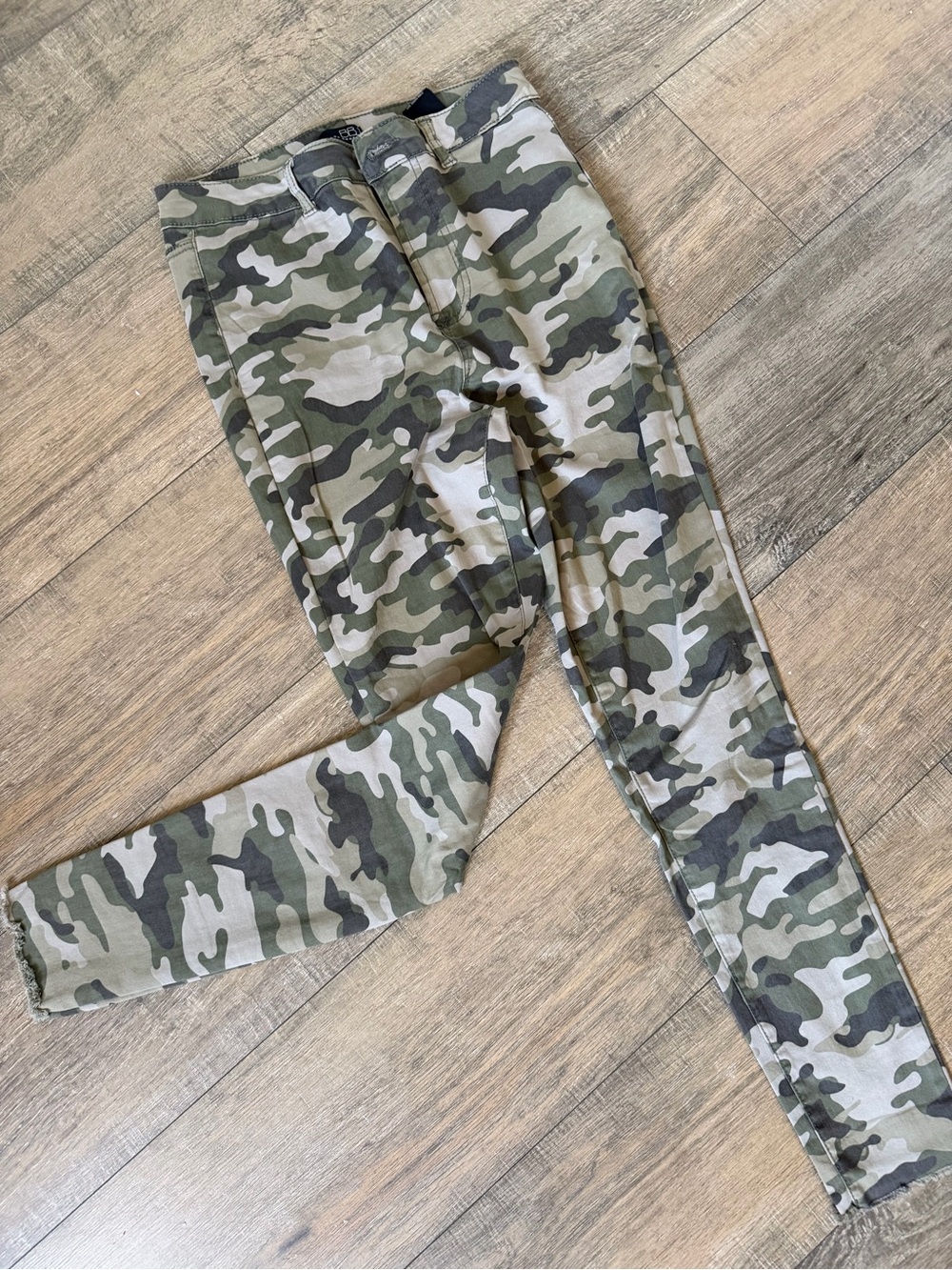 Camo skinny pants - Green Camo